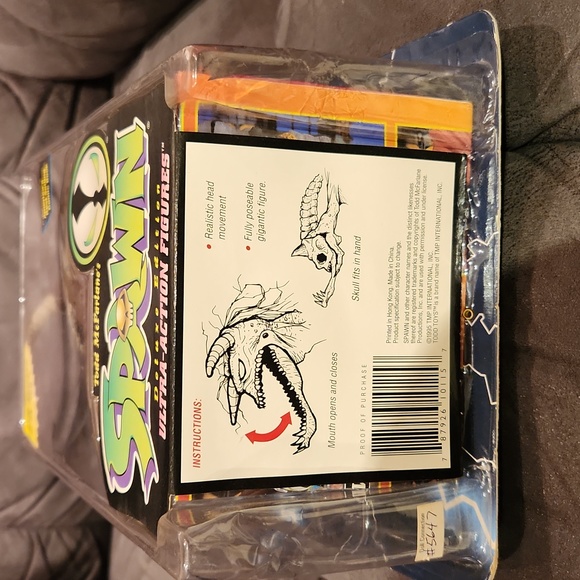 Spawn action figure. - Picture 3 of 6
